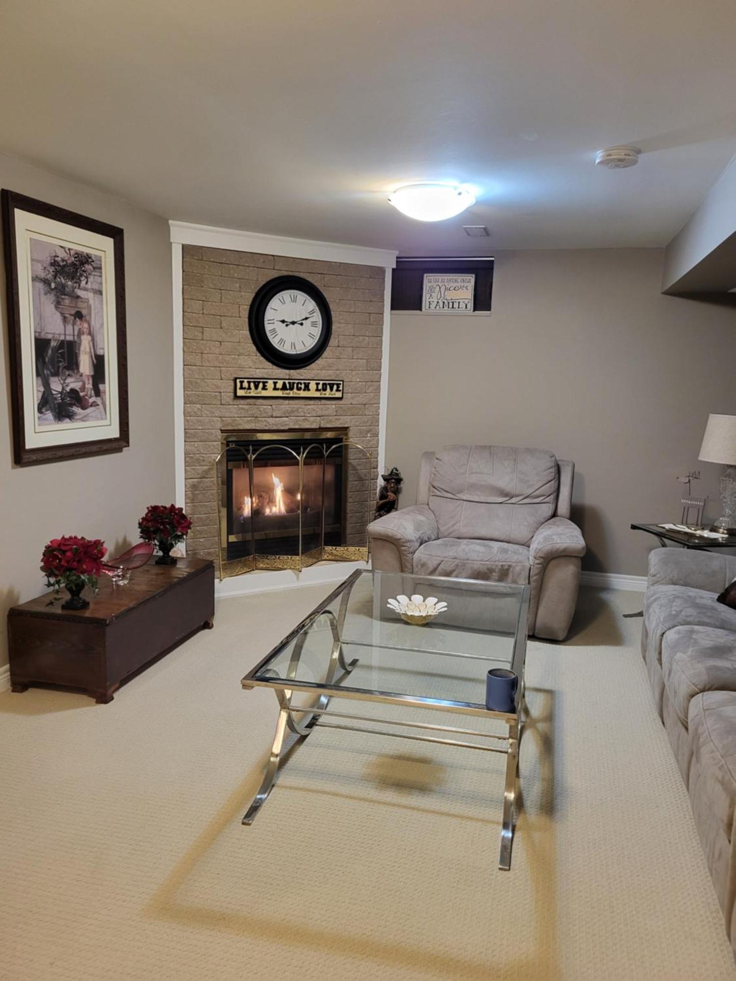 Cozy Suite With Hot Tub & Highspeed Internet Grimsby Ngoại thất bức ảnh